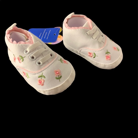 Baby shoes - Picture 2 of 2